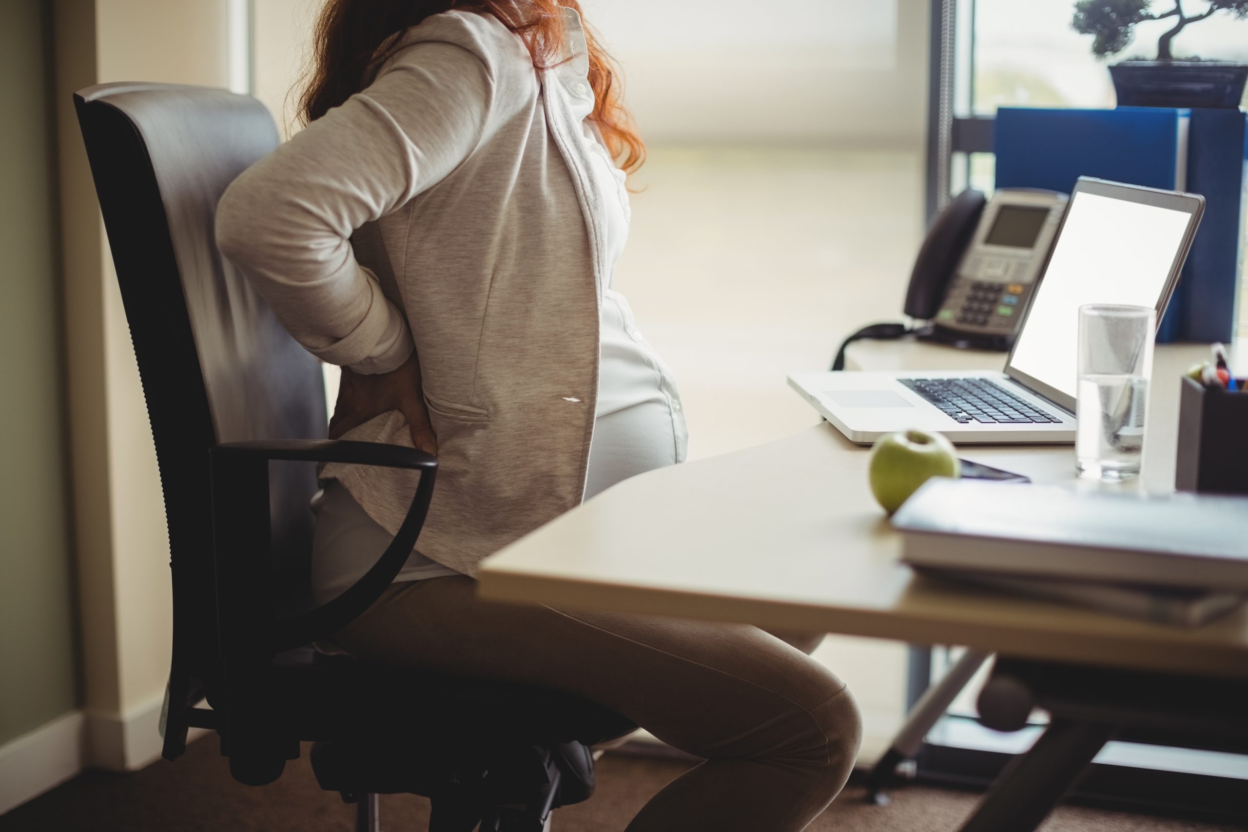 Quel modèle de chaise de bureau choisir contre le mal de dos ?